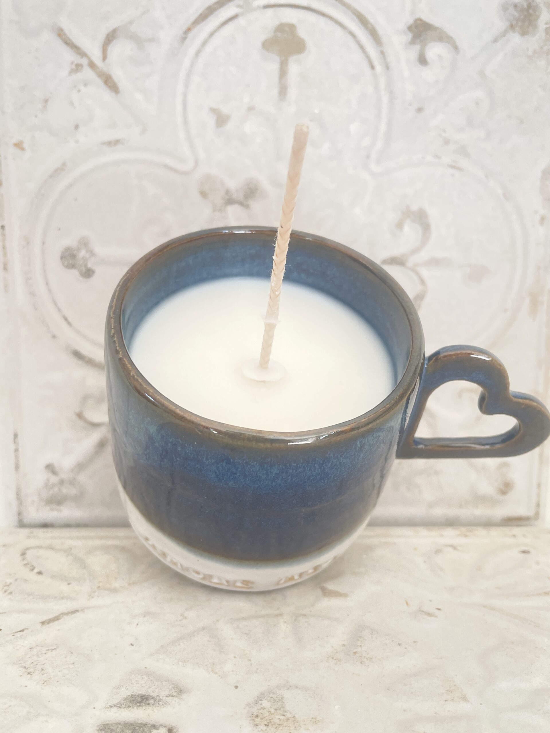 Cér’AmOré Mio Tasse Anse Cœur Bleu nuit – Image 3