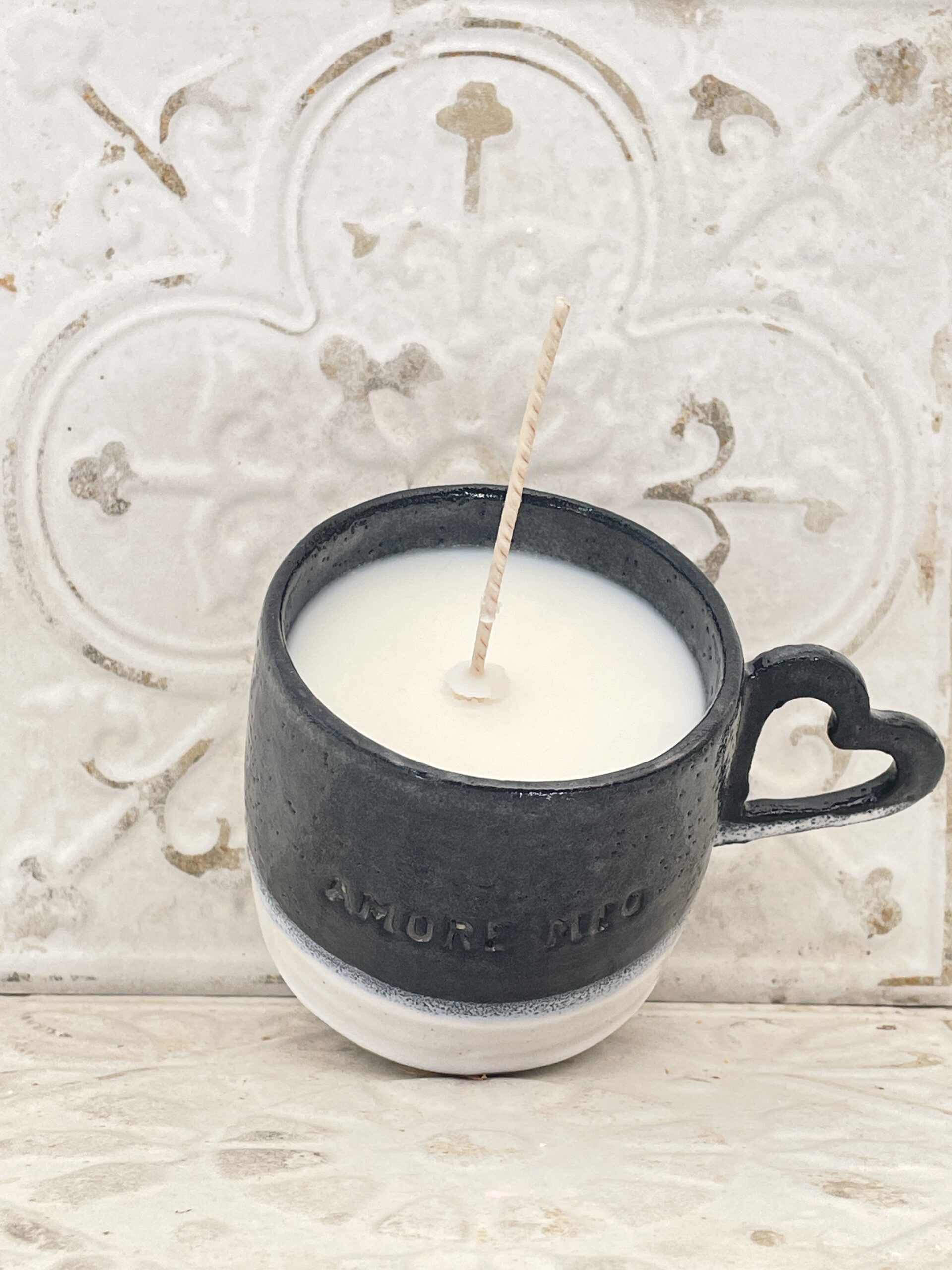 Cér’AmOré Mio Tasse Anse Coeur Noir – Image 2