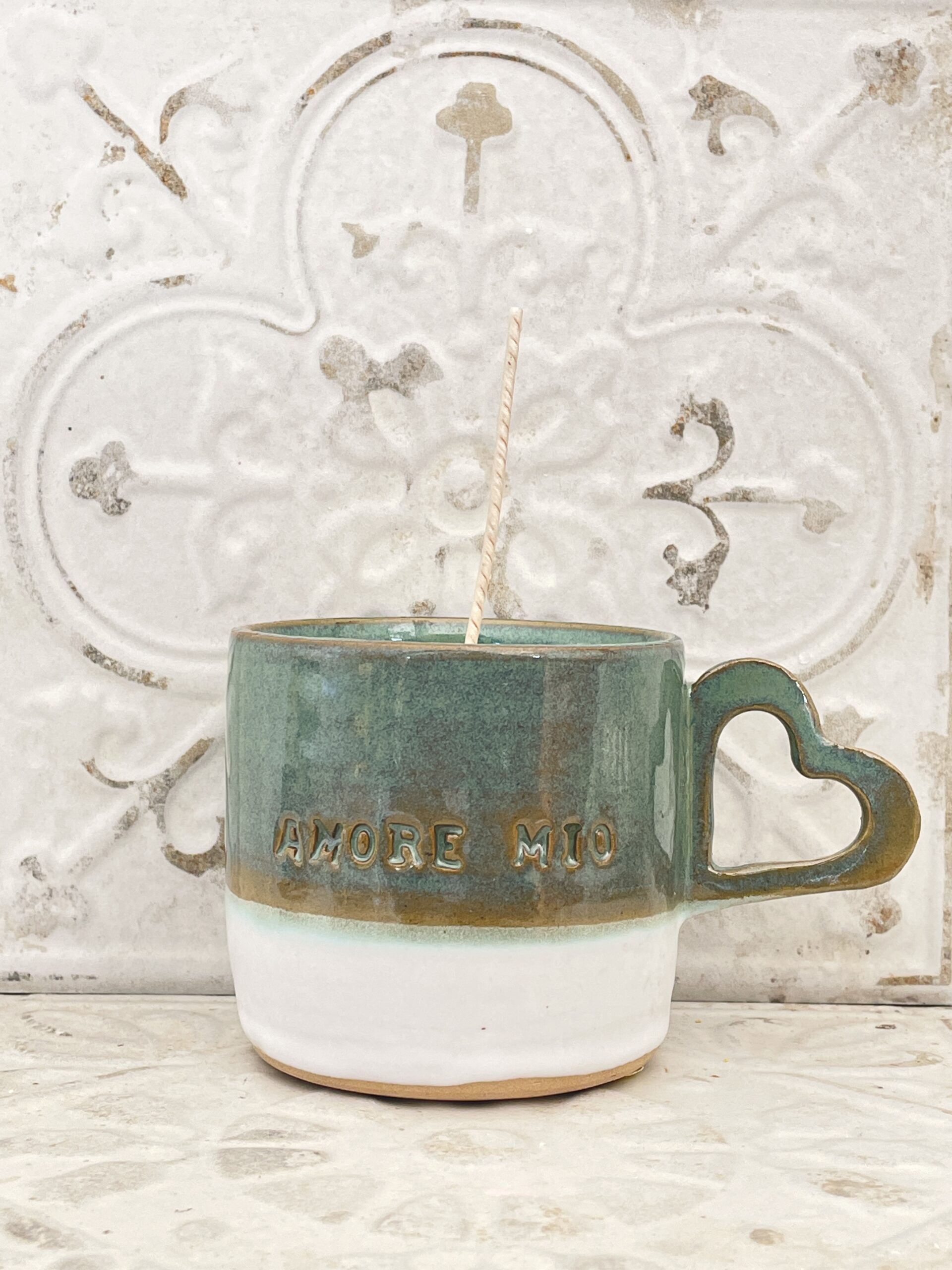 Cér’AmOré Mio Tasse Anse Coeur Vert et blanc