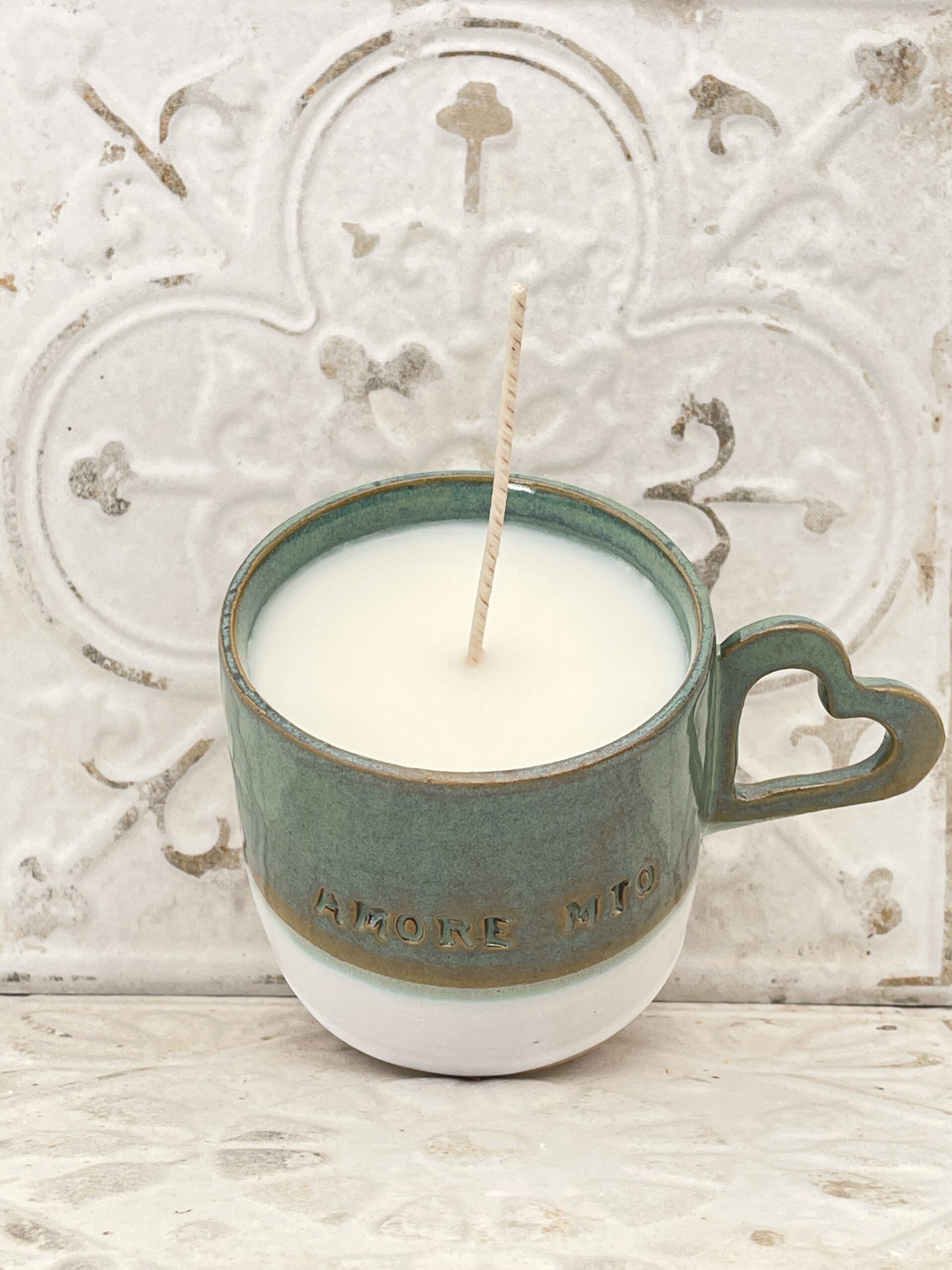 Cér’AmOré Mio Tasse Anse Coeur Vert et blanc – Image 2